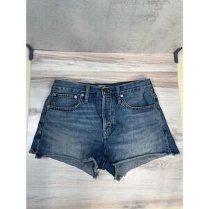 Madewell Relaxed Denim Shorts Womens Size 26‎ Blue Wash Distressed Raw Hem
